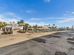 2650 Lake Shore Drive 1503, Riviera Beach FL 33404