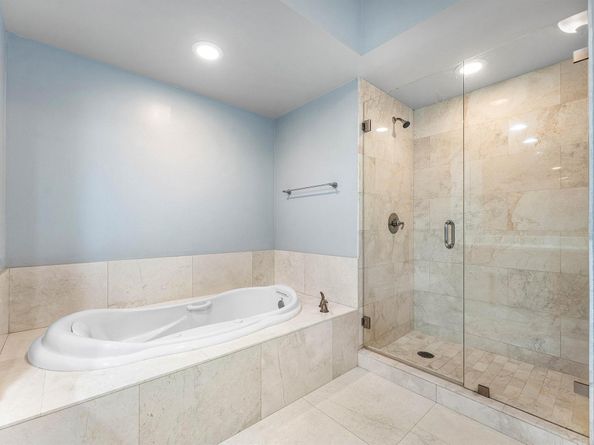 2650 Lake Shore Drive 1503, Riviera Beach FL 33404