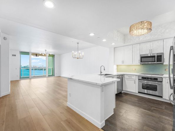 2650 Lake Shore Drive 1503, Riviera Beach FL 33404