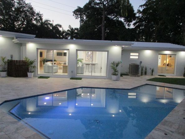 3021 NE 23rd Ave, Lighthouse Point FL 33064