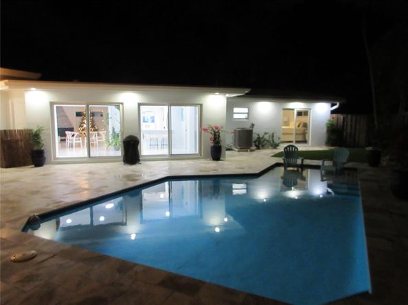 3021 NE 23rd Ave, Lighthouse Point FL 33064