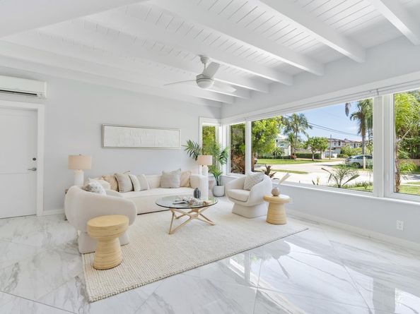 3021 NE 23rd Ave, Lighthouse Point FL 33064