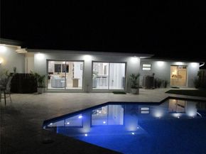 3021 NE 23rd Ave, Lighthouse Point FL 33064