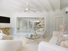 3021 NE 23rd Ave, Lighthouse Point FL 33064