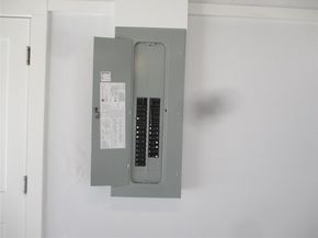 3021 NE 23rd Ave, Lighthouse Point FL 33064