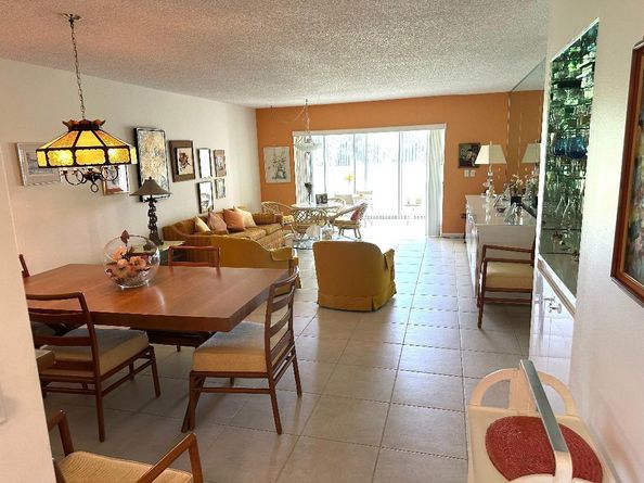 8305 Casa Del Lago E, Boca Raton FL 33433