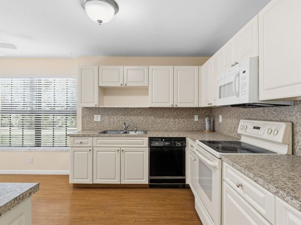 3233 Perimeter Drive 2511, Greenacres FL 33467