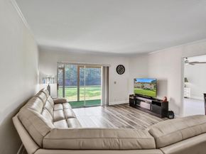 140 Lake Meryl Drive 140, West Palm Beach FL 33411