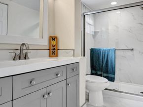 140 Lake Meryl Drive 140, West Palm Beach FL 33411