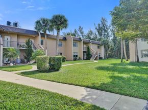 140 Lake Meryl Drive 140, West Palm Beach FL 33411