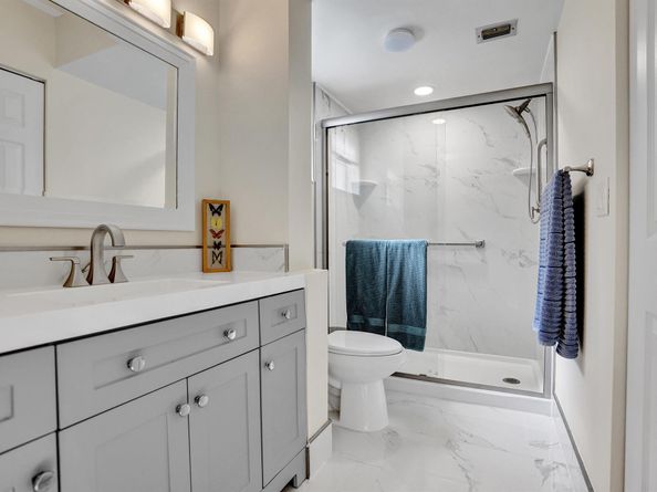 140 Lake Meryl Drive 140, West Palm Beach FL 33411