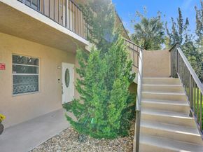 140 Lake Meryl Drive 140, West Palm Beach FL 33411