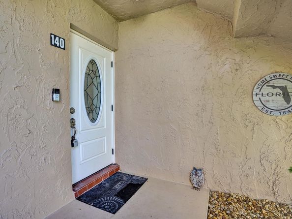 140 Lake Meryl Drive 140, West Palm Beach FL 33411