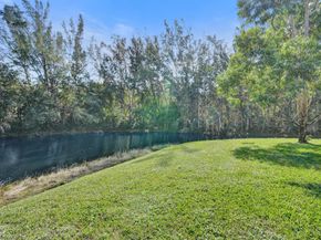 140 Lake Meryl Drive 140, West Palm Beach FL 33411