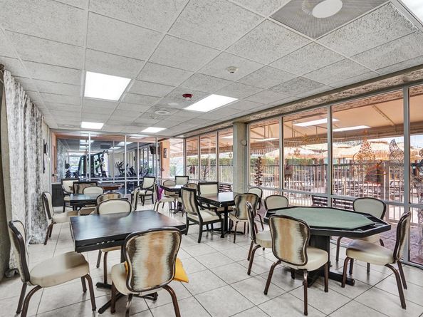 140 Lake Meryl Drive 140, West Palm Beach FL 33411