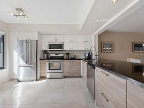 5659 Fairway Park Drive 203, Boynton Beach FL 33437