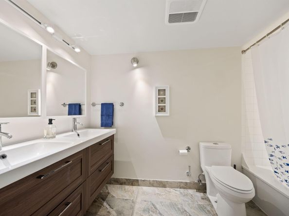 5659 Fairway Park Drive 203, Boynton Beach FL 33437