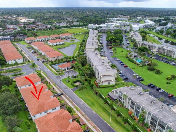 6851 Broadwater Lane, Lake Worth FL 33467