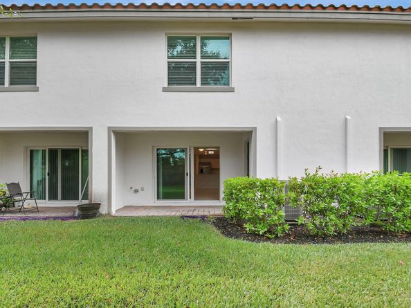 6851 Broadwater Lane, Lake Worth FL 33467
