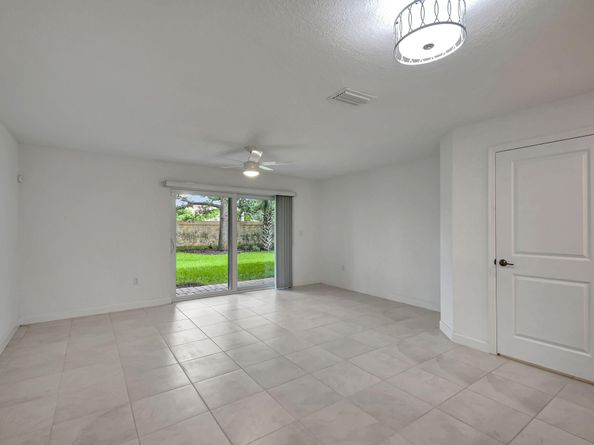 6851 Broadwater Lane, Lake Worth FL 33467