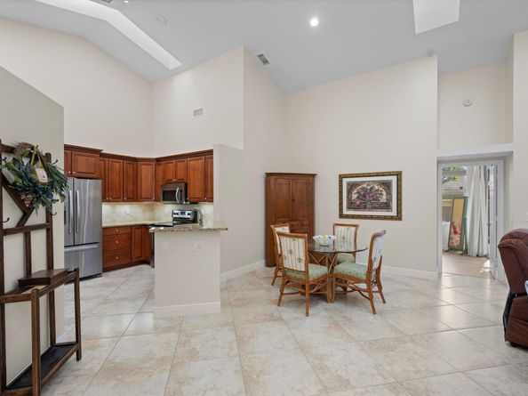 1802 Rosewood Way, Palm Beach Gardens FL 33418