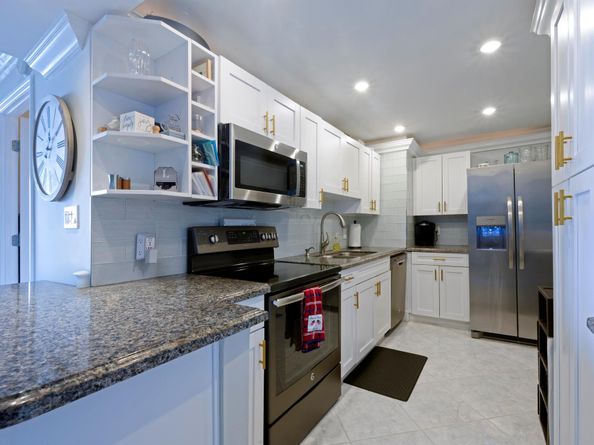 5600 N Flagler Drive 1906, West Palm Beach FL 33407