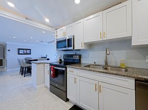 5600 N Flagler Drive 1906, West Palm Beach FL 33407