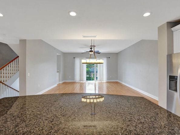 1861 Coral Heights Blvd 502, Oakland Park FL 33308