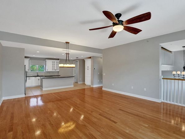 1861 Coral Heights Blvd 502, Oakland Park FL 33308