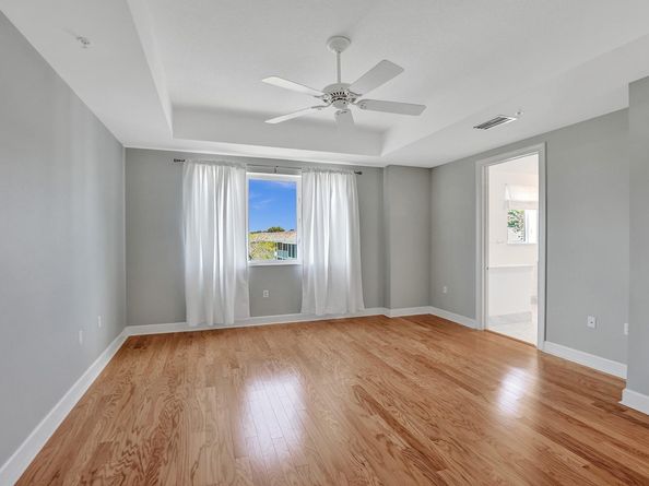 1861 Coral Heights Blvd 502, Oakland Park FL 33308