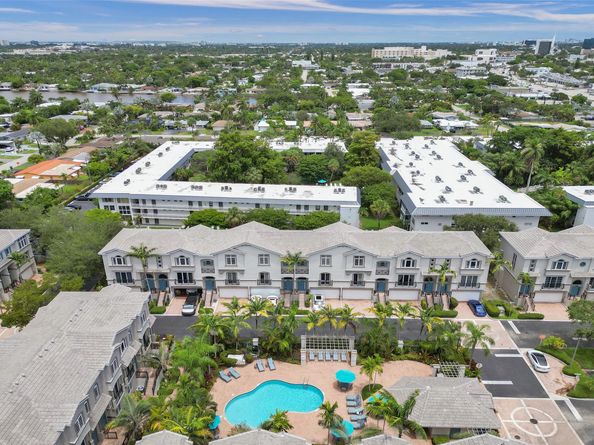 1861 Coral Heights Blvd 502, Oakland Park FL 33308