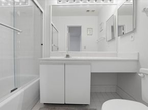 208 Lincoln Ct 208, Deerfield Beach FL 33442