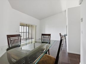 208 Lincoln Ct 208, Deerfield Beach FL 33442