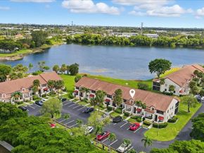208 Lincoln Ct 208, Deerfield Beach FL 33442