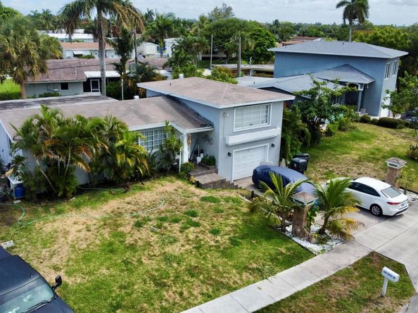 1424 Crest Drive, Lake Worth FL 33461