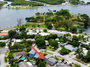 1424 Crest Drive, Lake Worth FL 33461