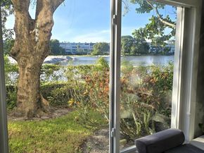 114 Greenbrier C, West Palm Beach FL 33417