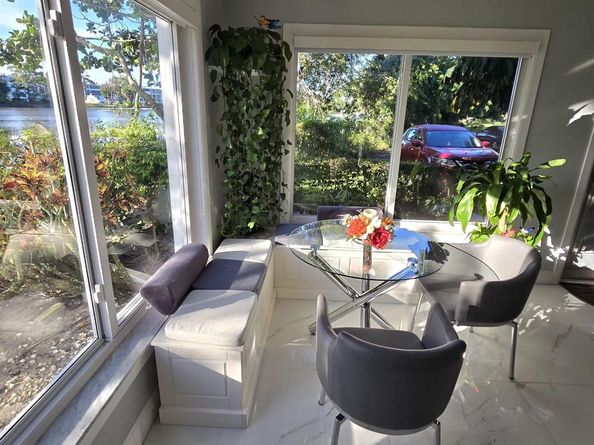 114 Greenbrier C, West Palm Beach FL 33417