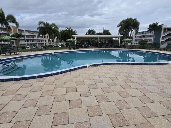 114 Greenbrier C, West Palm Beach FL 33417