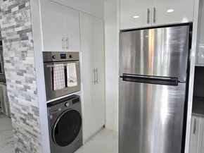 114 Greenbrier C, West Palm Beach FL 33417