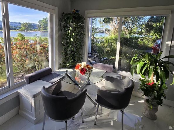 114 Greenbrier C, West Palm Beach FL 33417