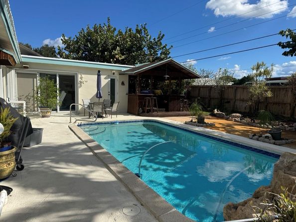 3370 SW 15th Ct, Fort Lauderdale FL 33312