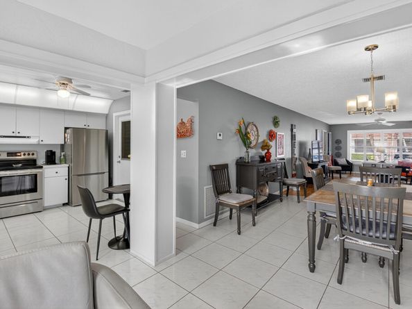 9800 Tabebuia Tree Drive A, Boynton Beach FL 33436