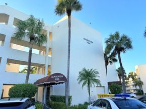 3138 Via Poinciana 306, Lake Worth FL 33467