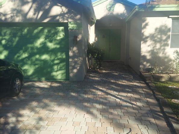 1424 NW 49th Ave, Coconut Creek FL 33063