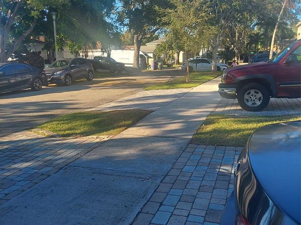 1424 NW 49th Ave, Coconut Creek FL 33063