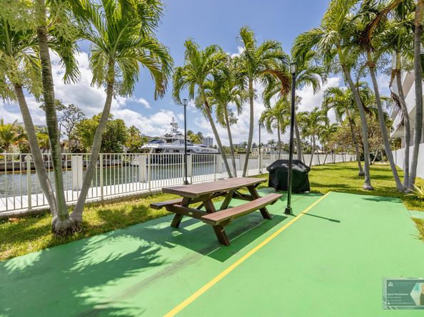 137 Golden Isles Drive 1102, Hallandale Beach FL 33009