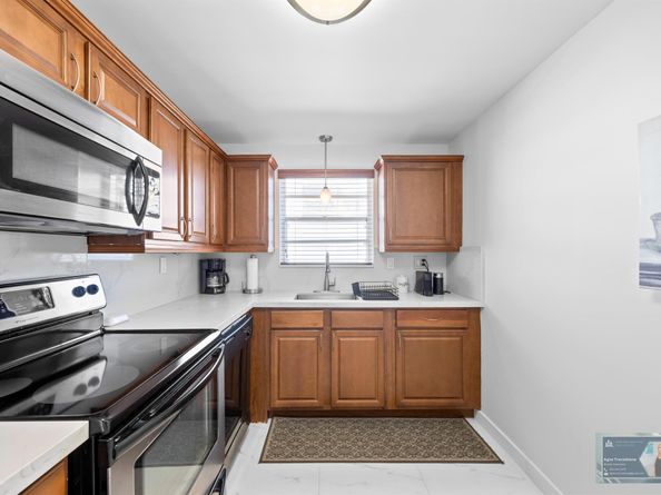 137 Golden Isles Drive 1102, Hallandale Beach FL 33009