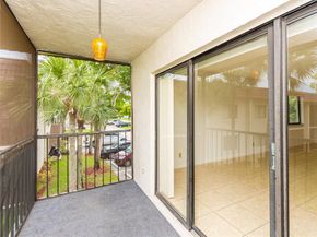 16243 Saddle Club Rd 204, Weston FL 33326