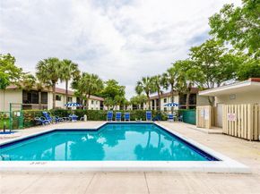 16243 Saddle Club Rd 204, Weston FL 33326